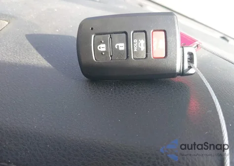 2016 Toyota Corolla S W/Special Edition Pkg z USA, uszkodzony, nr VIN 2T1BURHE5GC528781